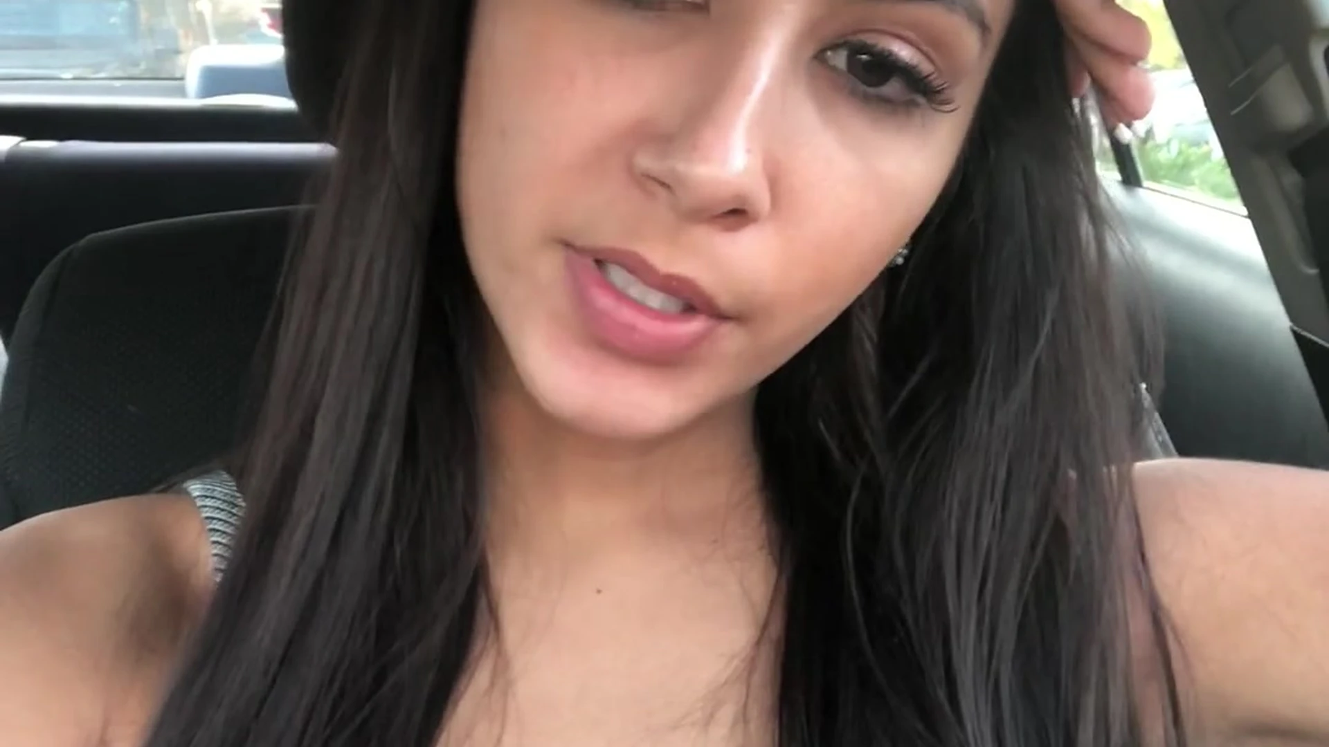 hottie Sweating small boobs Gianna Dior onlyfans leak pic