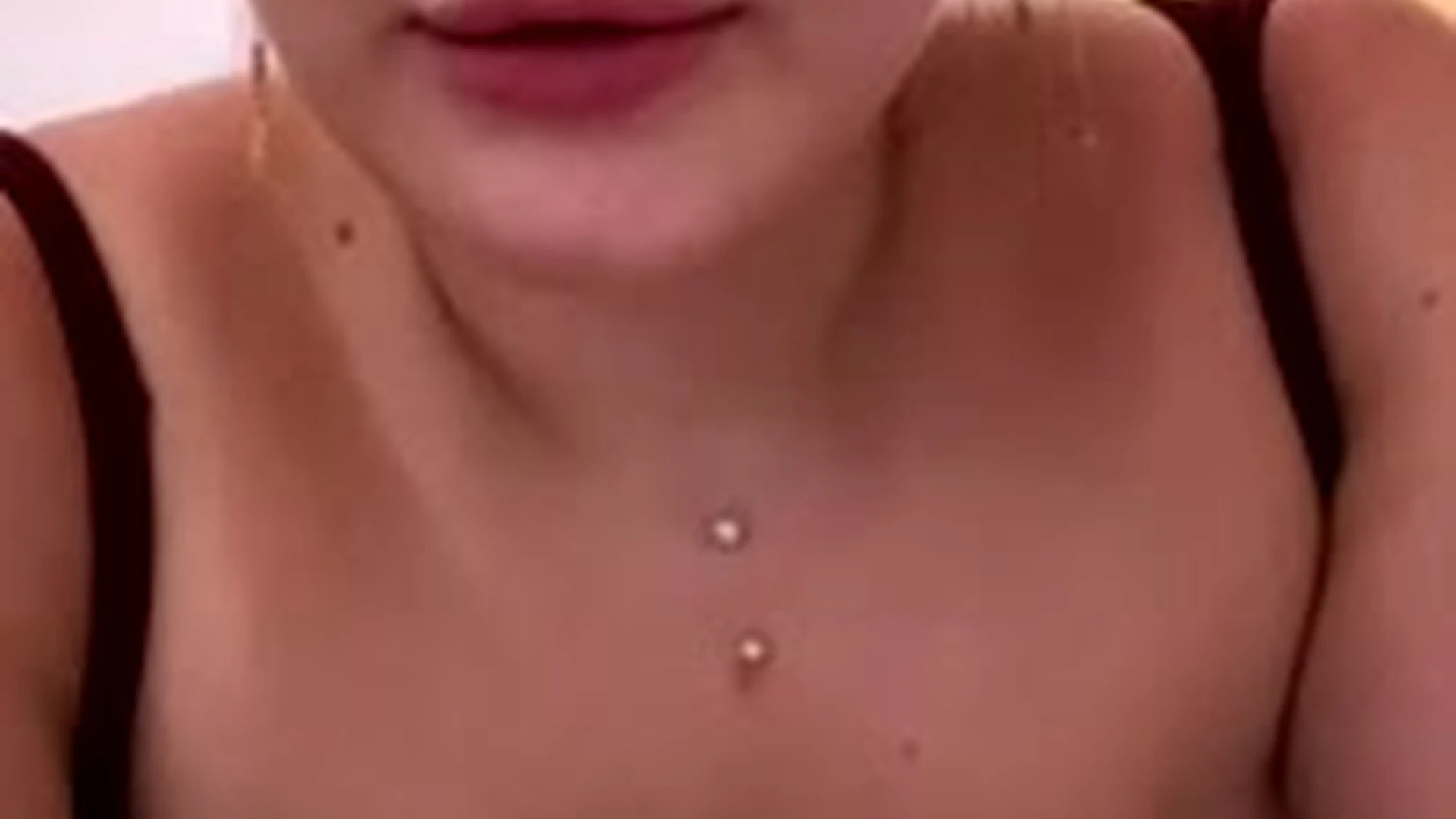 Epic fake tits Cheryl Blossom camgirl