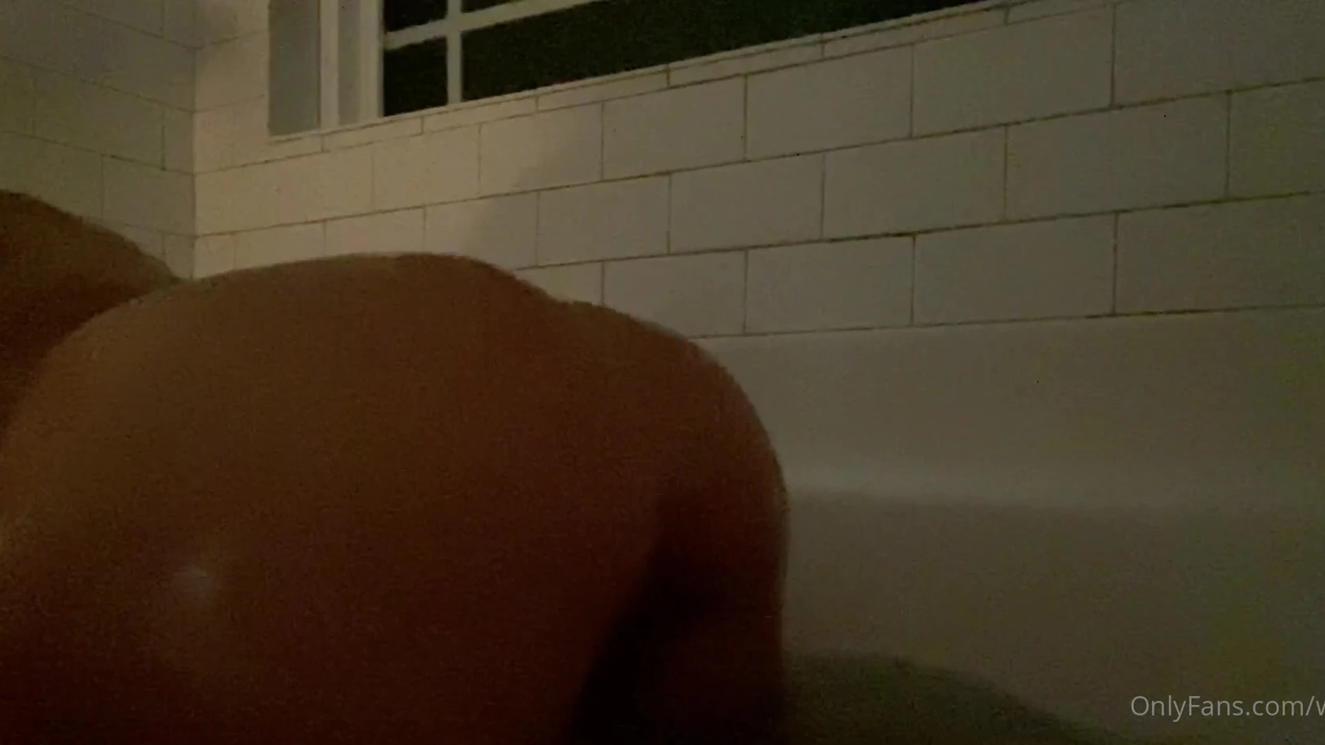 Sensational egirl big butt Whiptrax solo