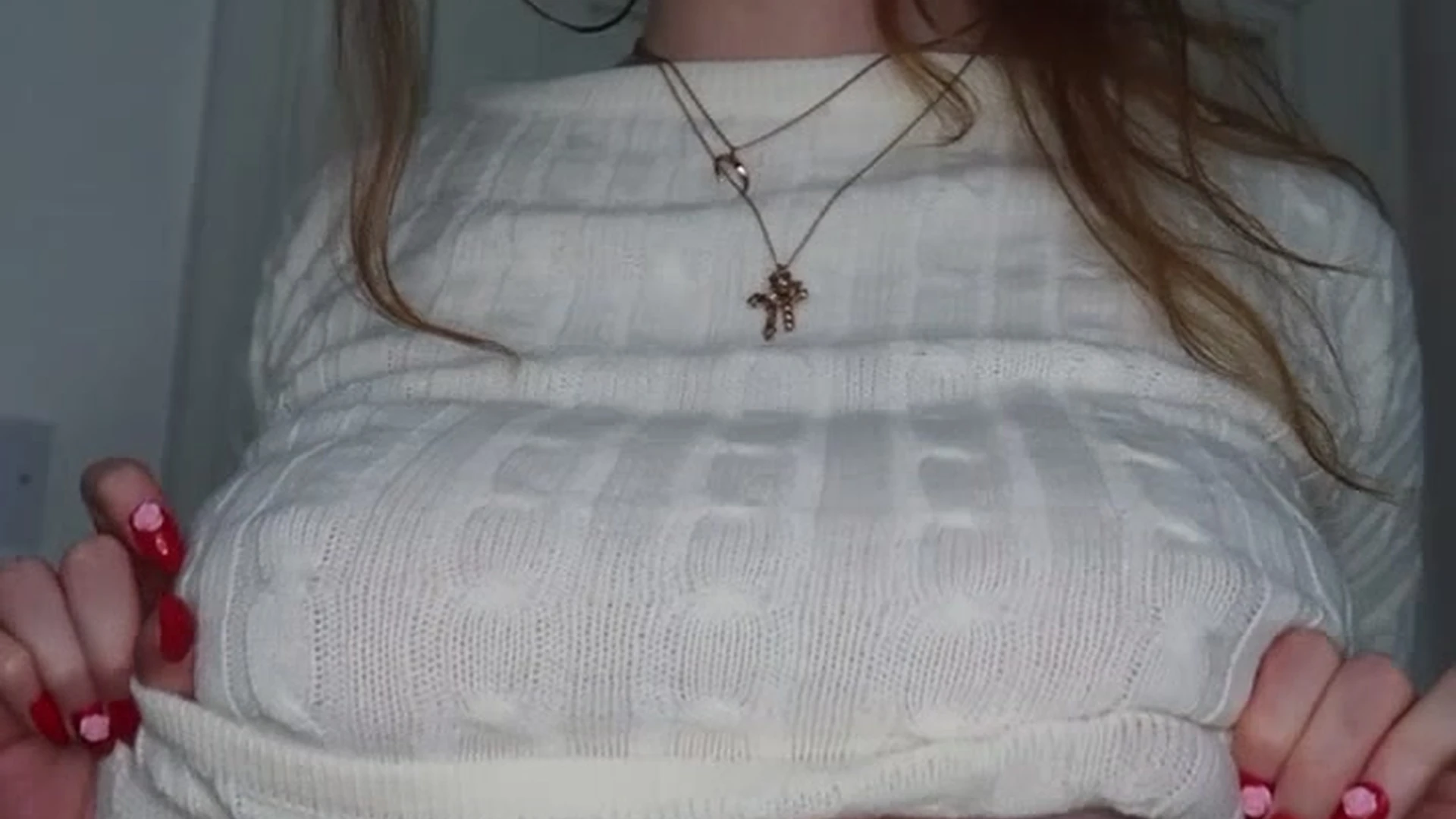 Considerate brunette Imogen Lucie camgirl Epic