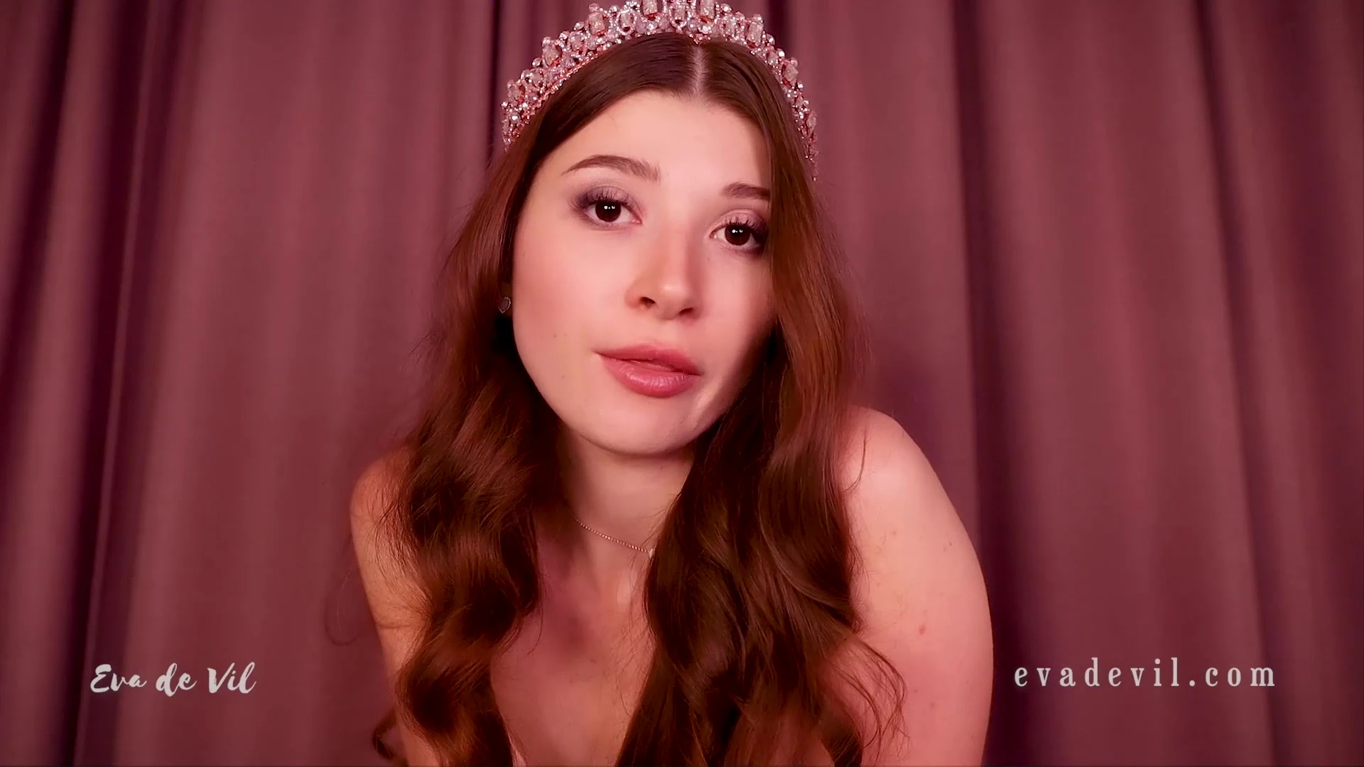 Epic Angelic natural boobs Eva de Vil nude pic PRIVATE