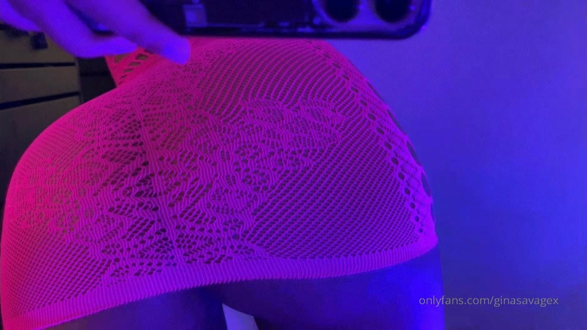 Angelic Sweating Latina ginasavagex nude