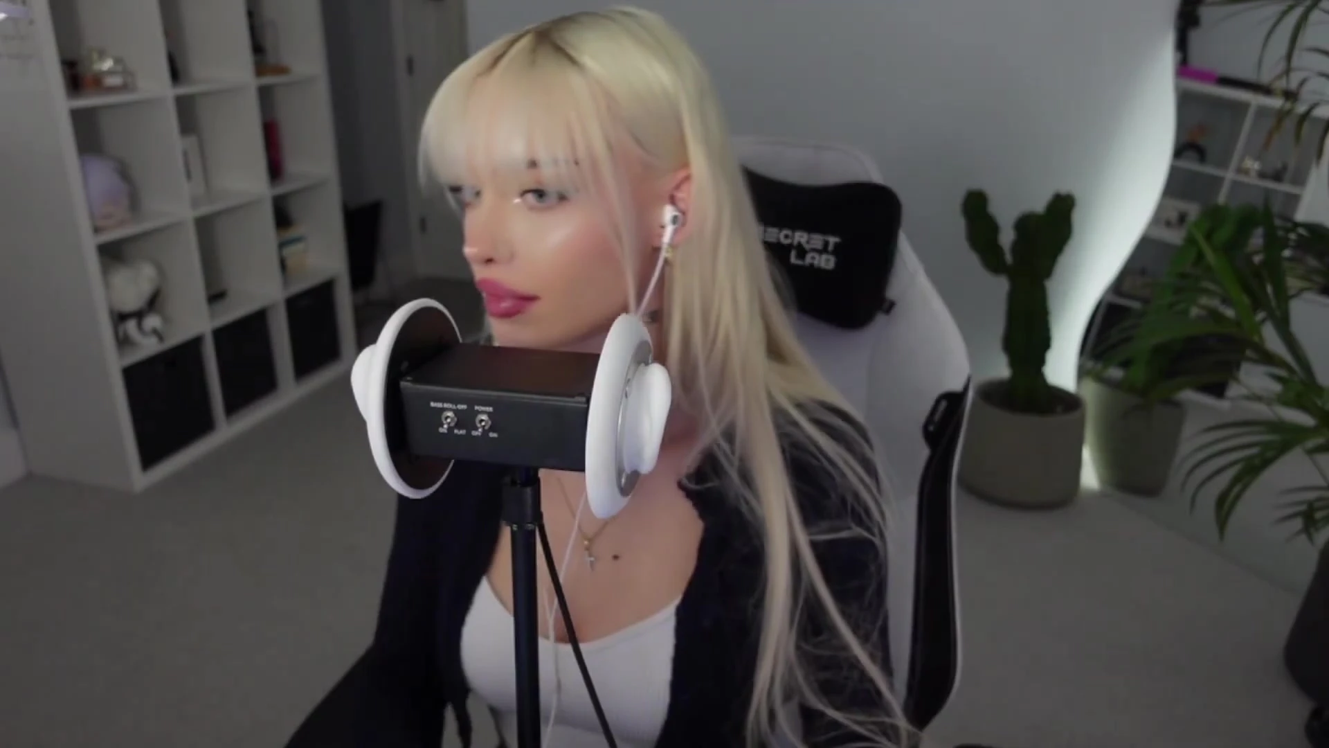 Considerate bimbo ari baby pic leak PRIVATE