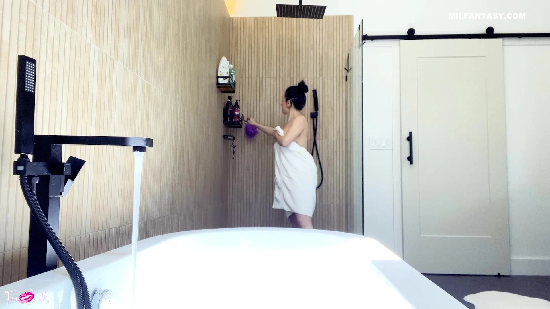 Sensational pornstar babe Mama Fiona leak Full Movie