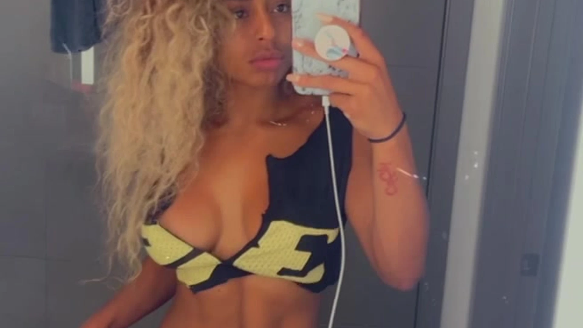 psychic Dripping Qimmah Russo nude leaks onlyfans