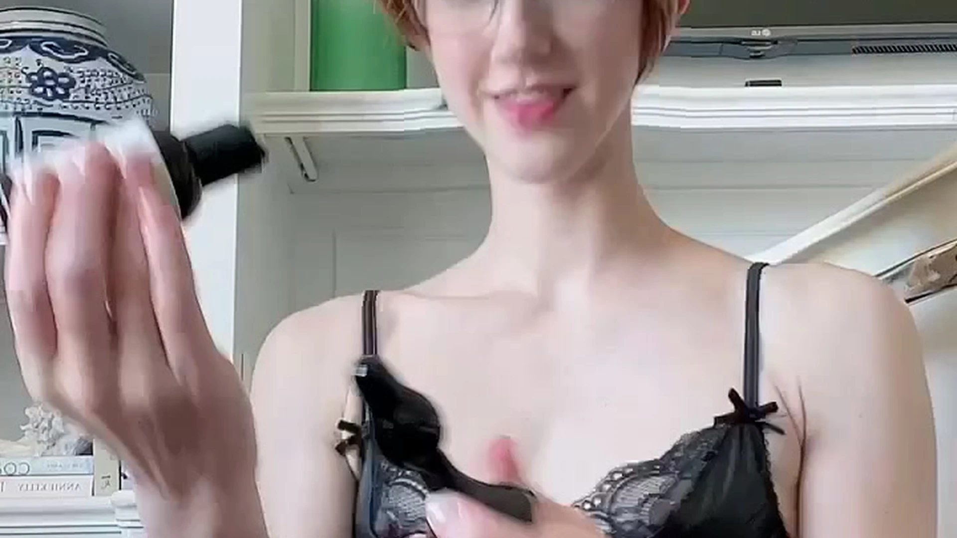 Exposed whore AliceOnCam onlyfans nude pics