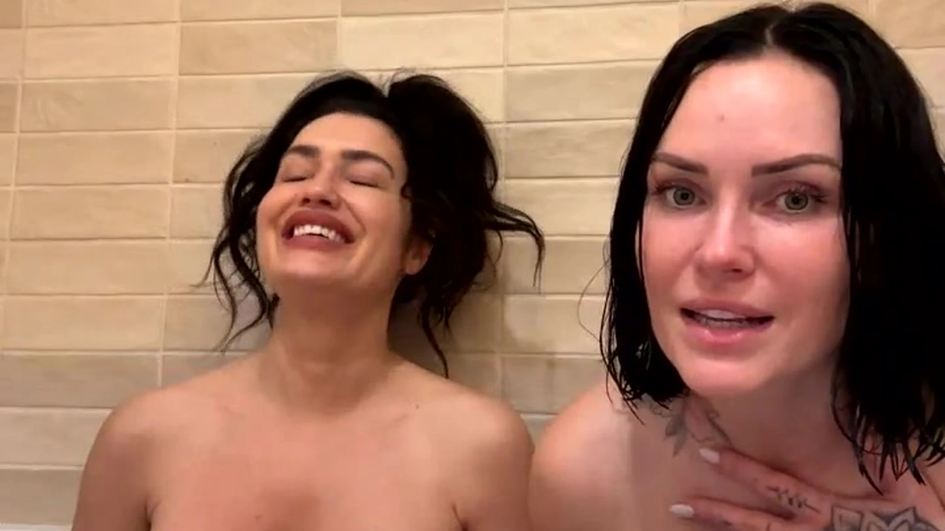 Sensational fake boobs Kayla Lauren Nudeleaks