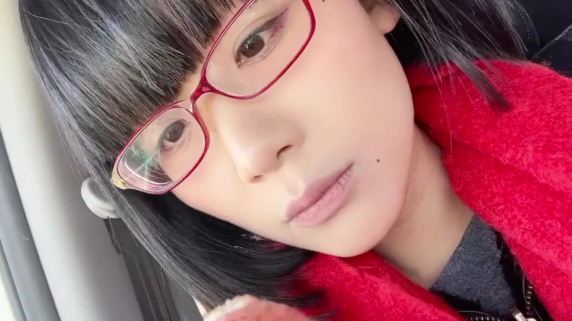 cosplay Eri Kitami bg Exposed