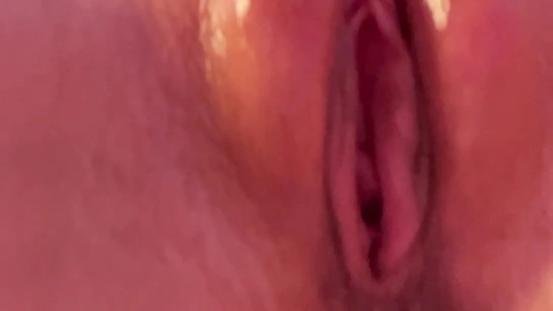 petite Mama Fiona nude pics