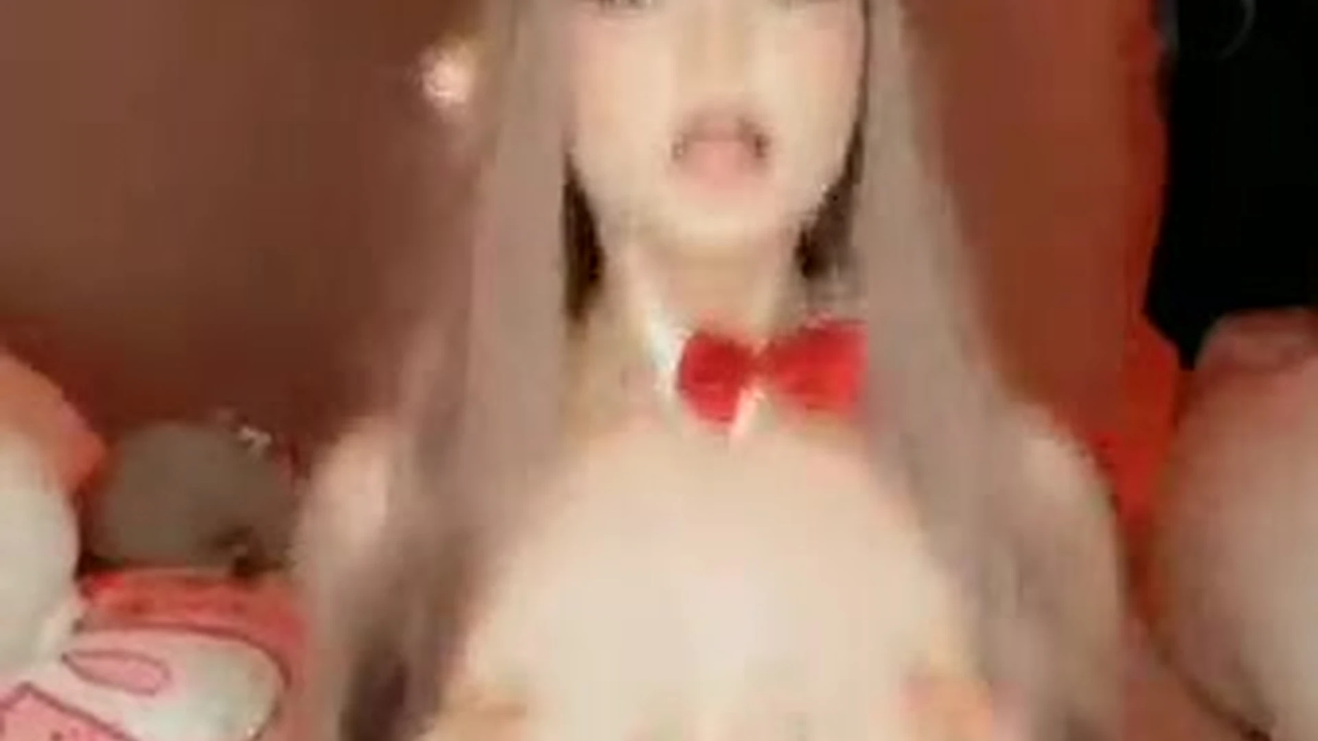 cosplayer Strawbeariemilkk solo Full Clip