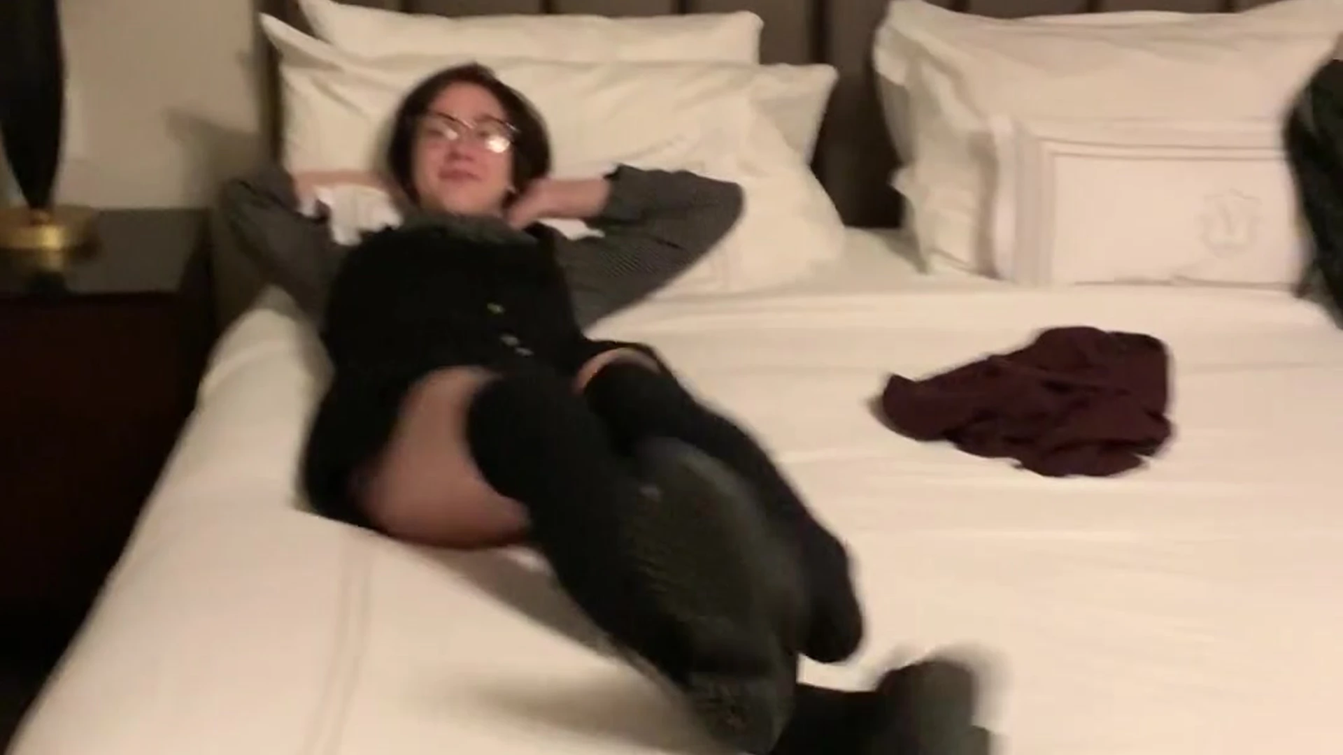 impressive slut AliceOnCam Fansly leak Exposed