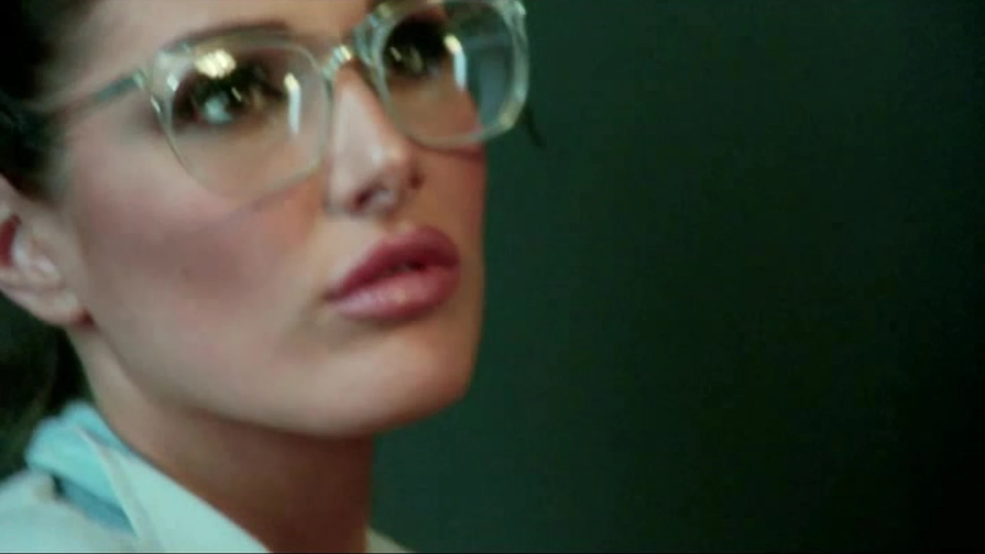 Lucy Pinder simpcity  Exclusive full video