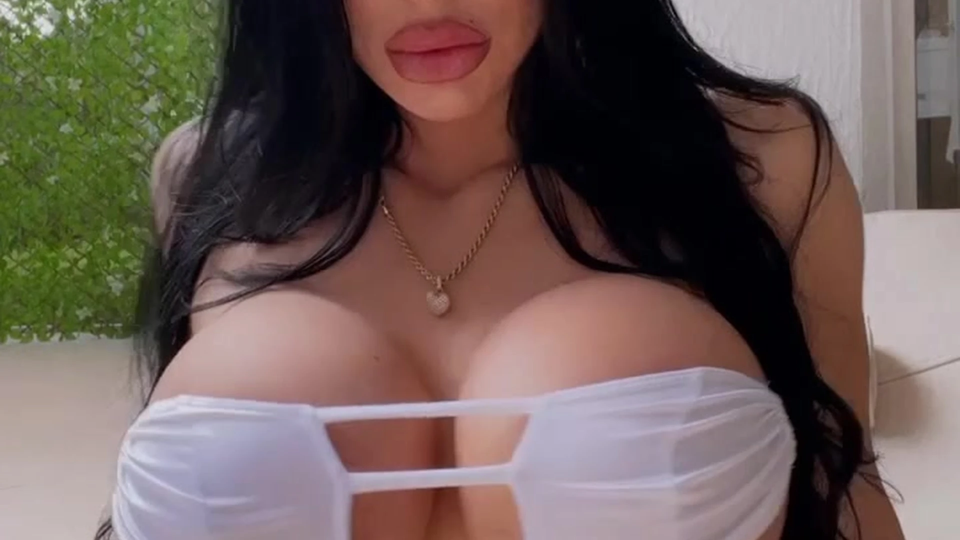 big boobs Lindi Nunziato of