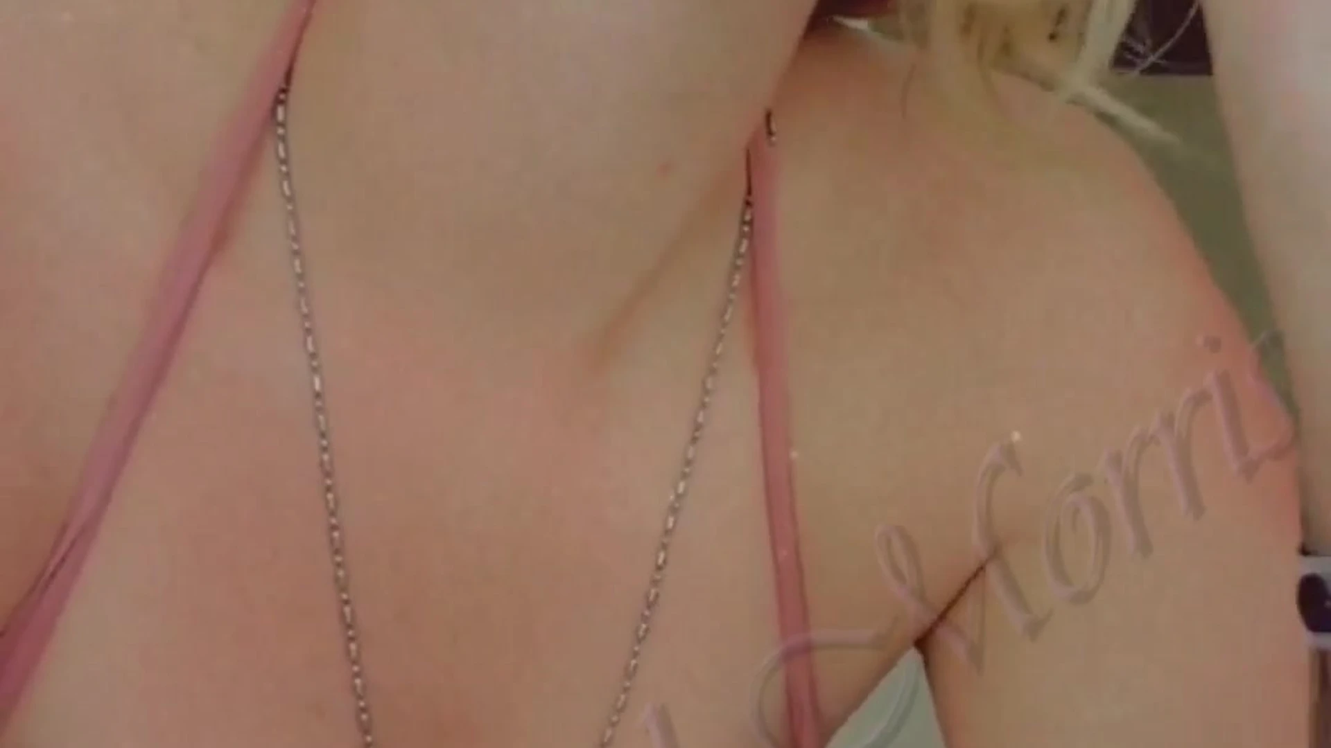 hottie Sweating big arse Abigaiil Morris Leak