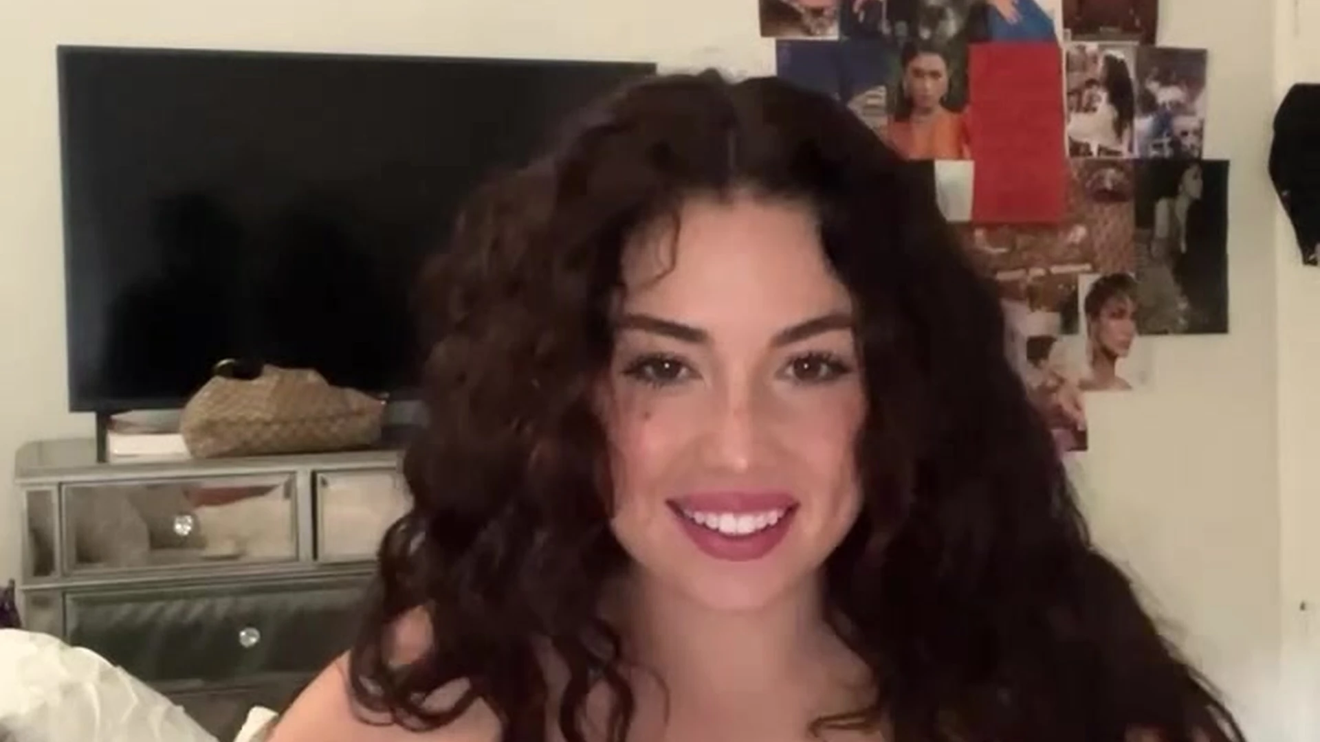 slutty babe Sweating big tits playgirlcris Naked Leaks