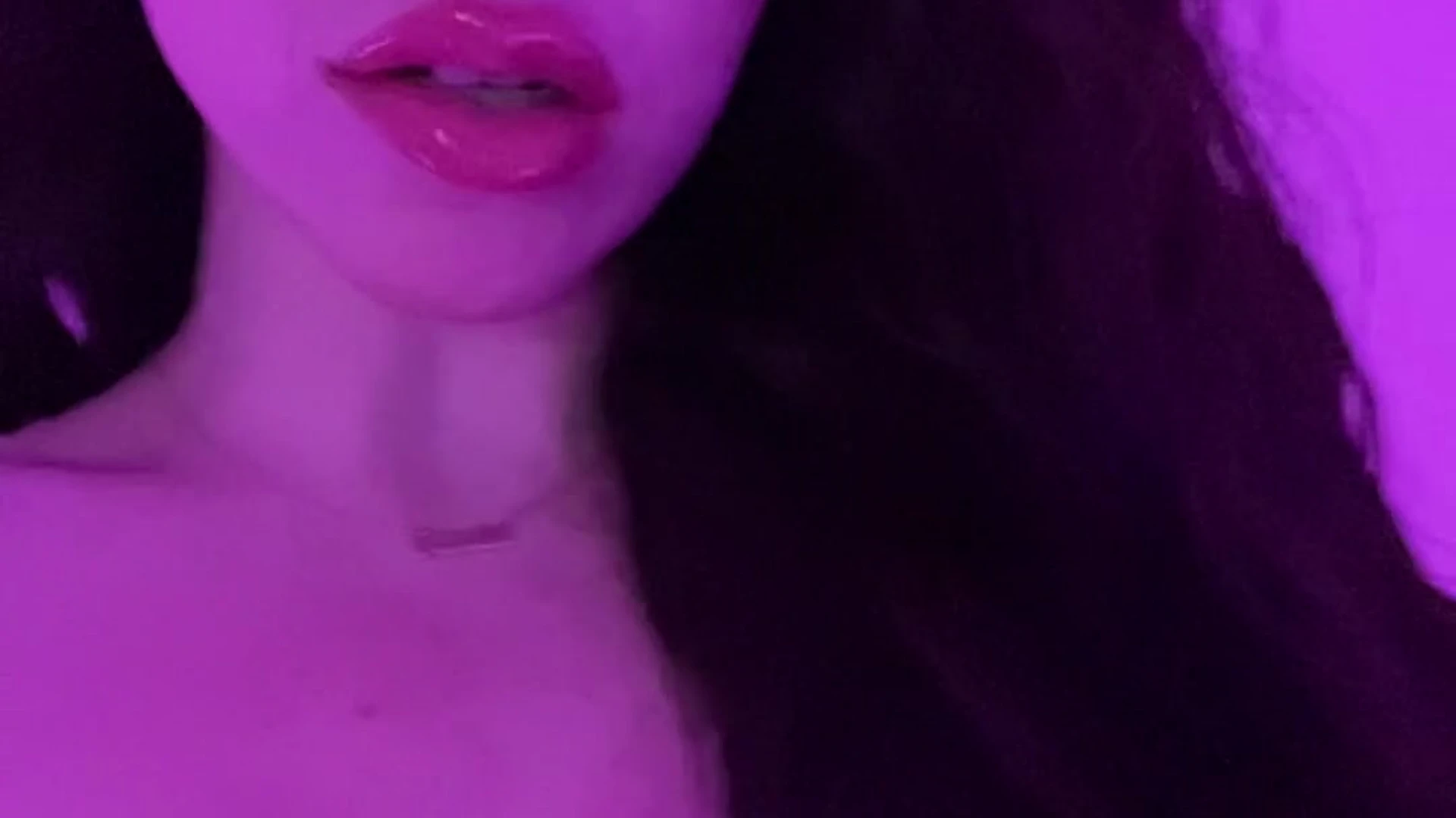 BABE Sweating petite Mama Fiona Porn