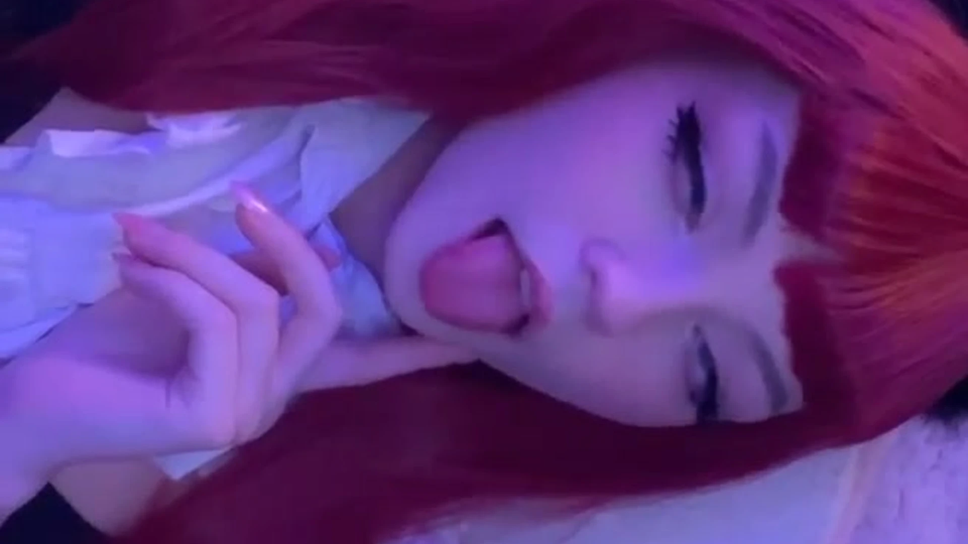 Sensational small booobies Strawbeariemilkk nude