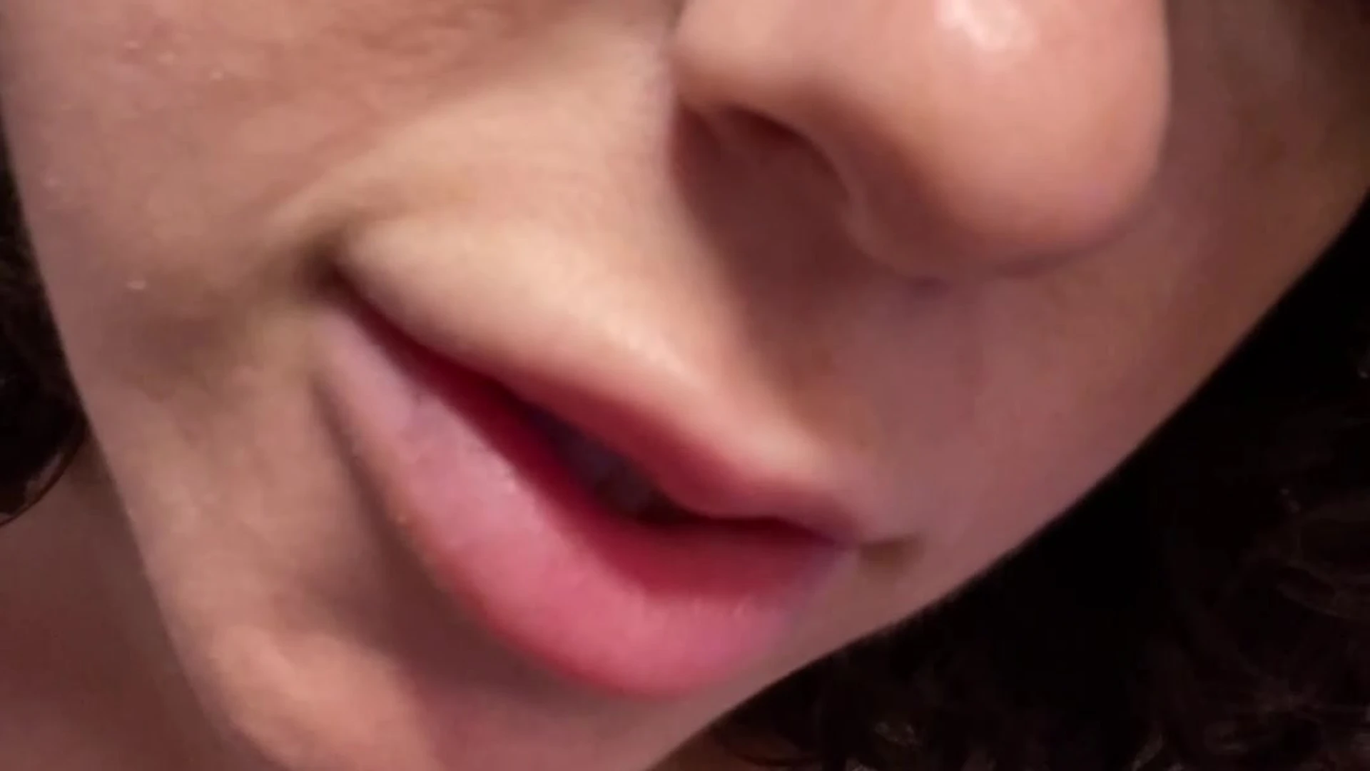 natural boobs Mama Fiona fapello Video