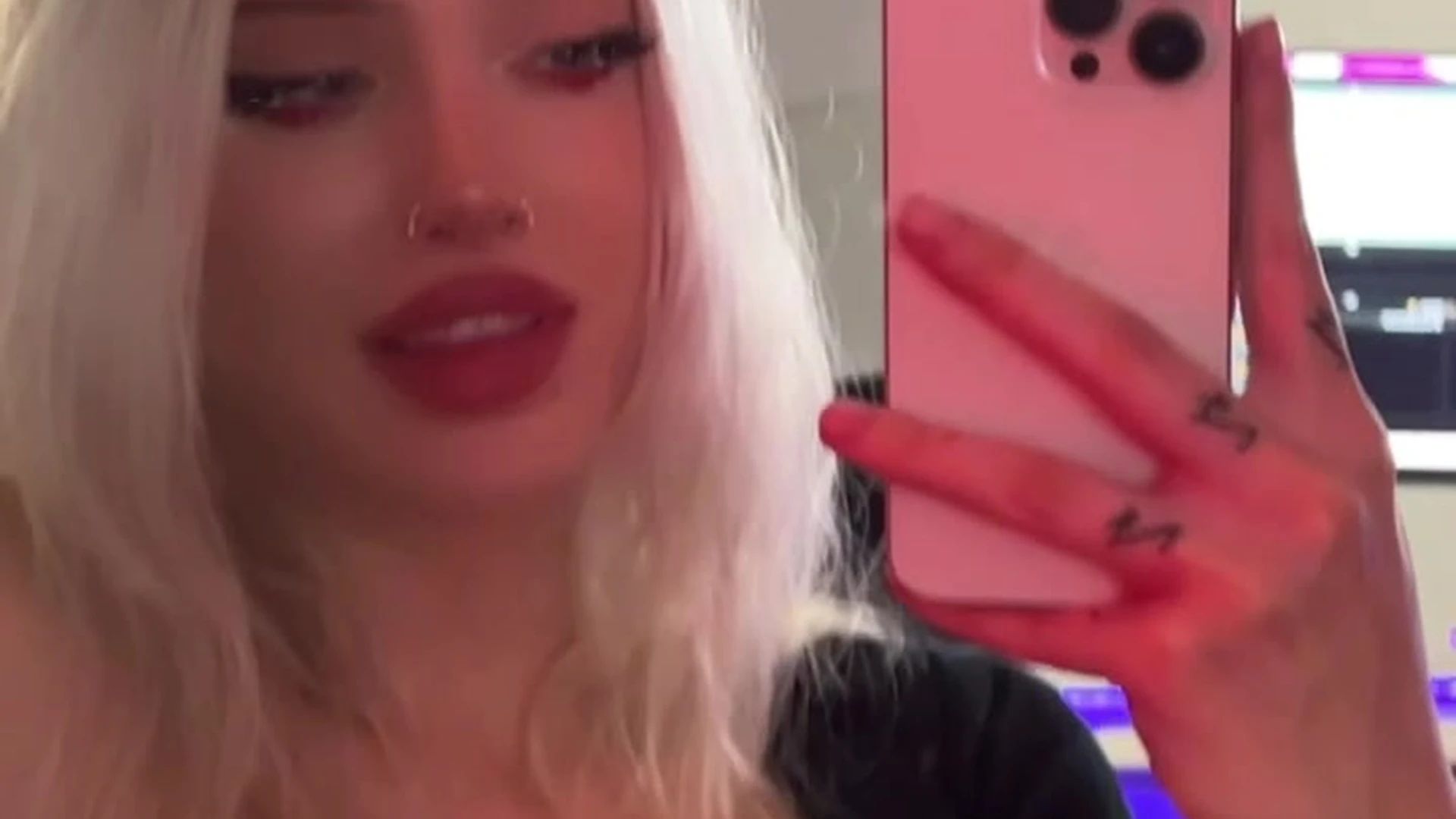 Resolute big ass ari baby nude