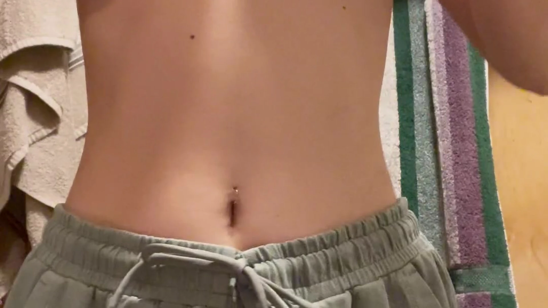 petite Lily Ivy erome