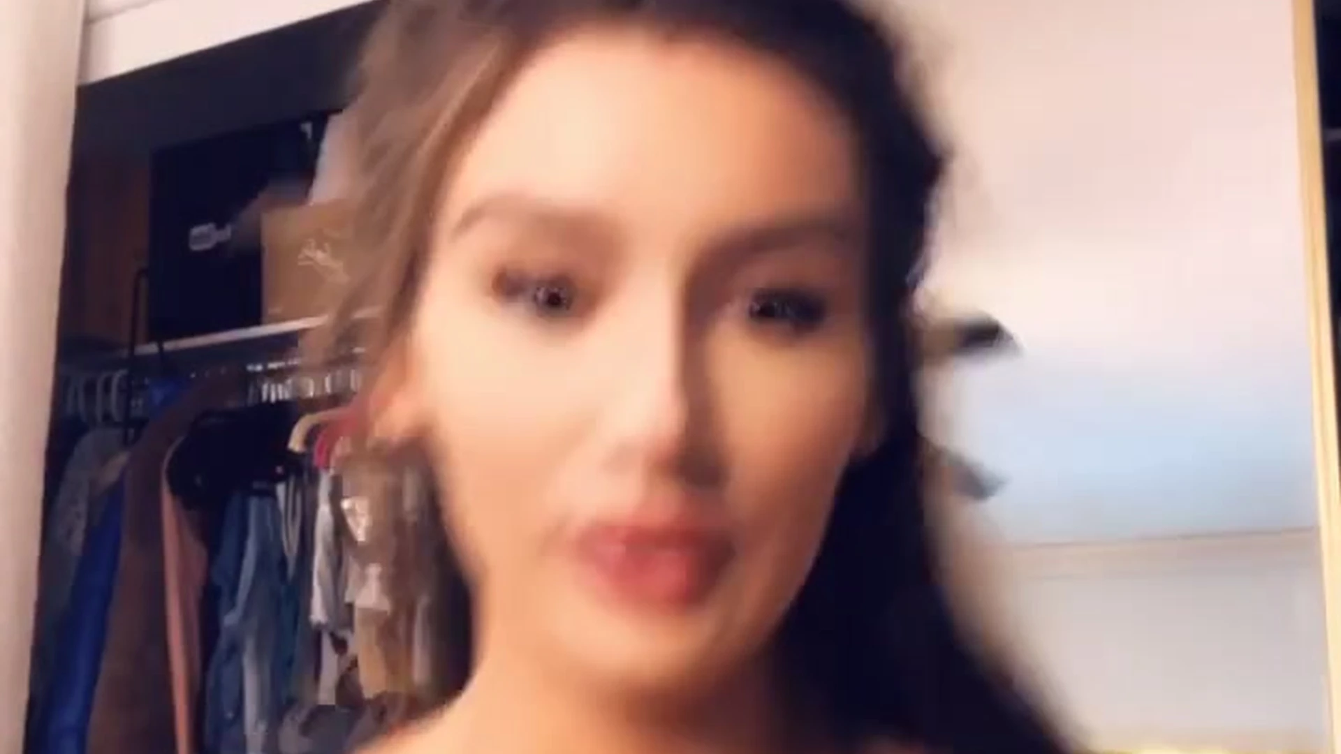 Sensational slut brunette Molly Eskam leaked nudex