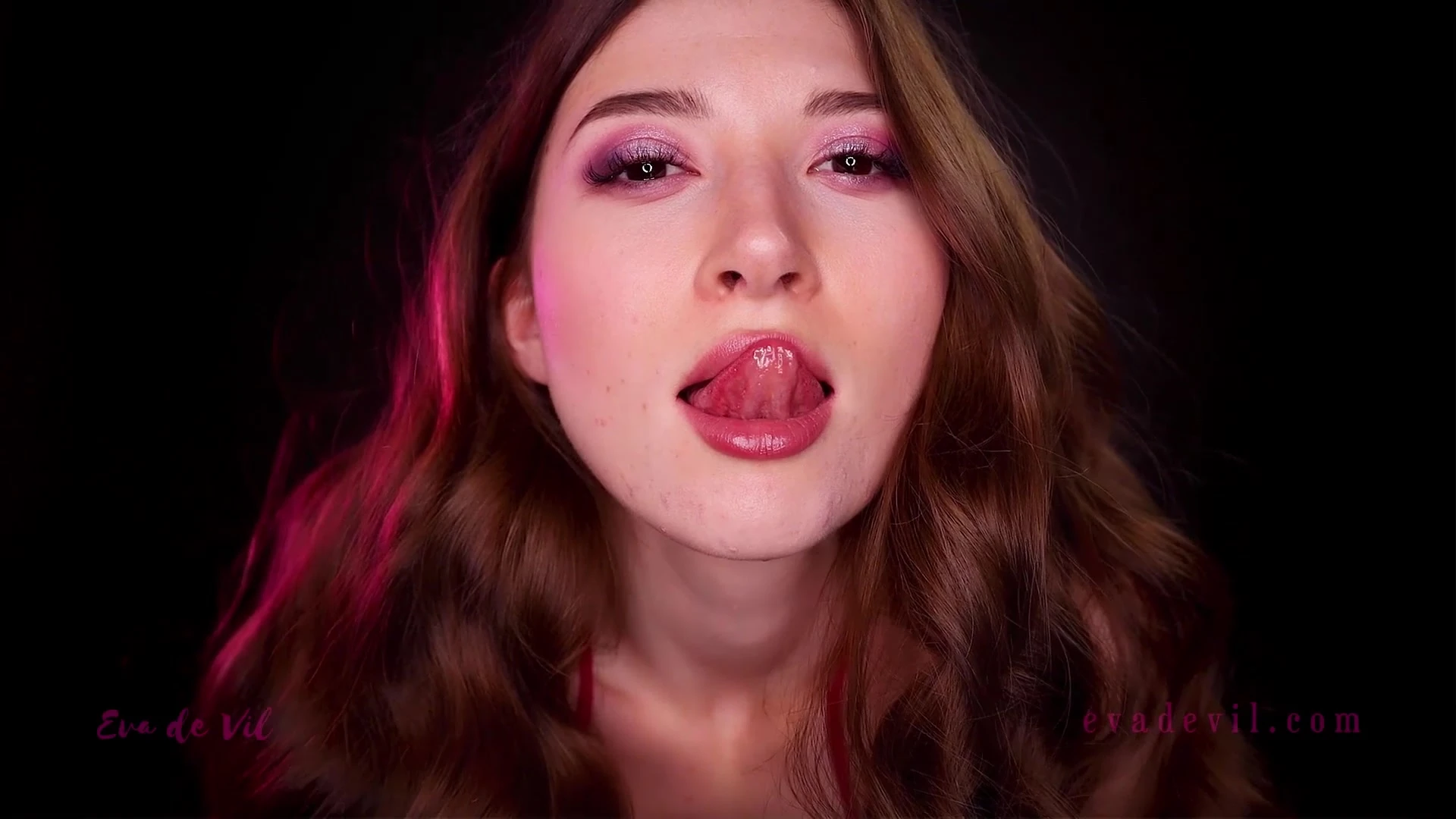 Affectionate brunette Eva de Vil leaked nudes x