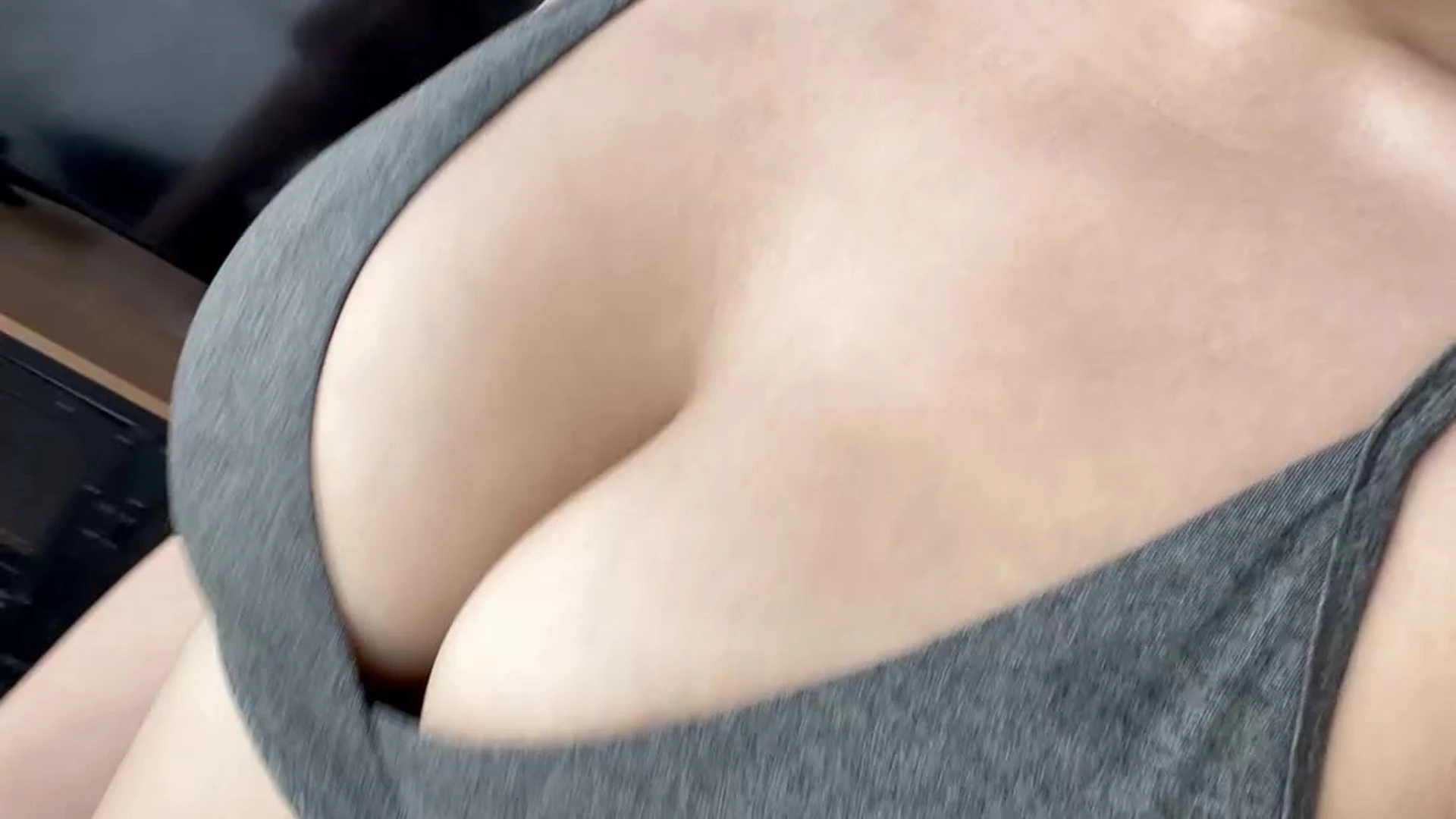 big tits Isla Summer l e a k e d