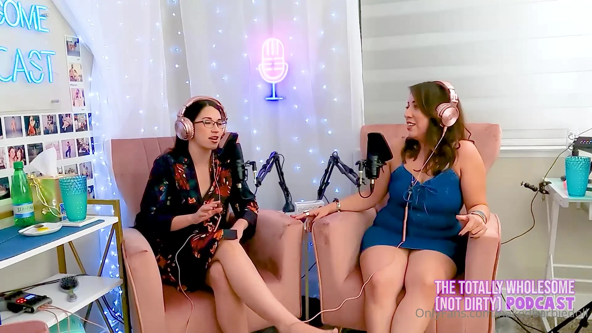 petite Molly Stewart nude