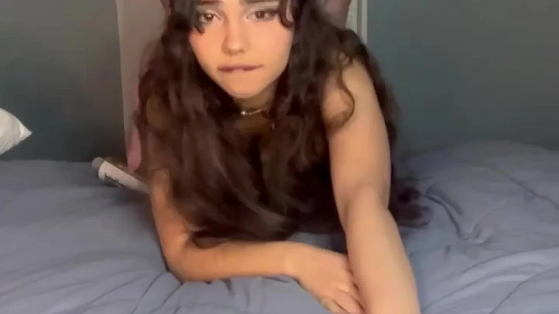 teen brunette Layla Adeline pic leak Exposed