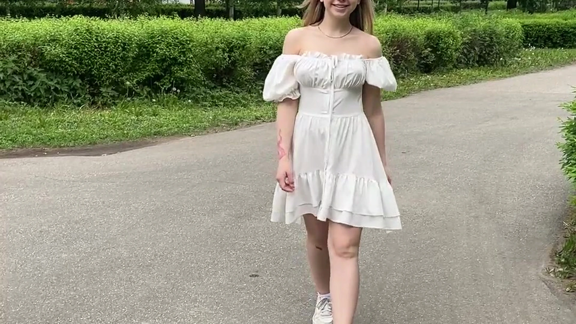 Exposed slutty babe petite Judy Blooms of