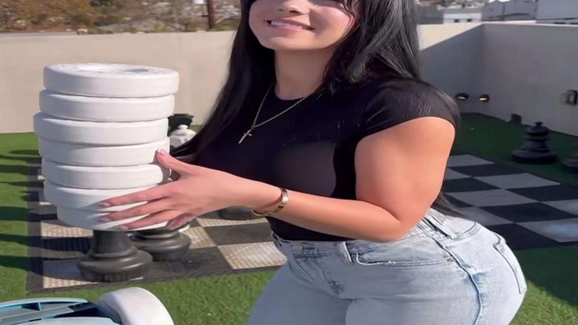 Adventurous  goddess salomelons nude ass PRIVATE