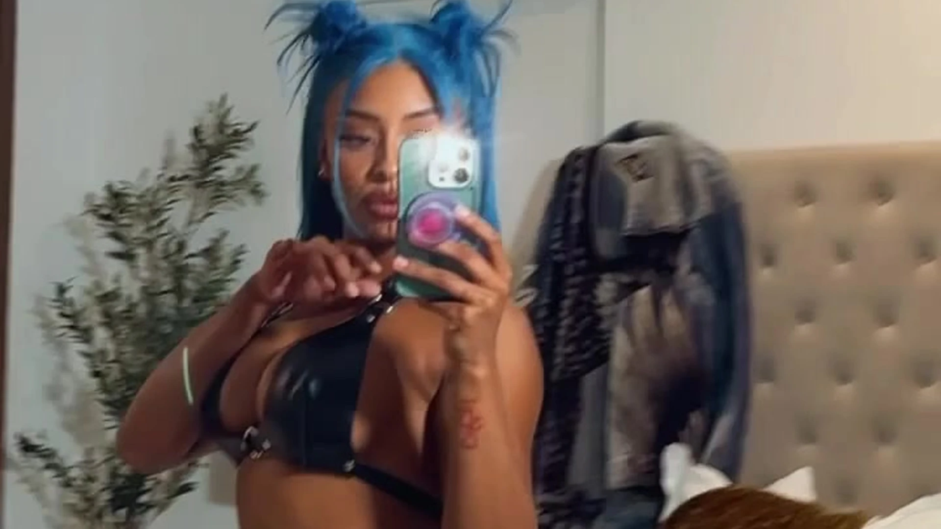 call-girl Dripping Qimmah Russo tits