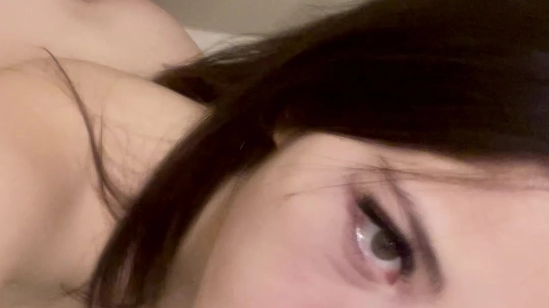 Epic slut bbyanni masturbating