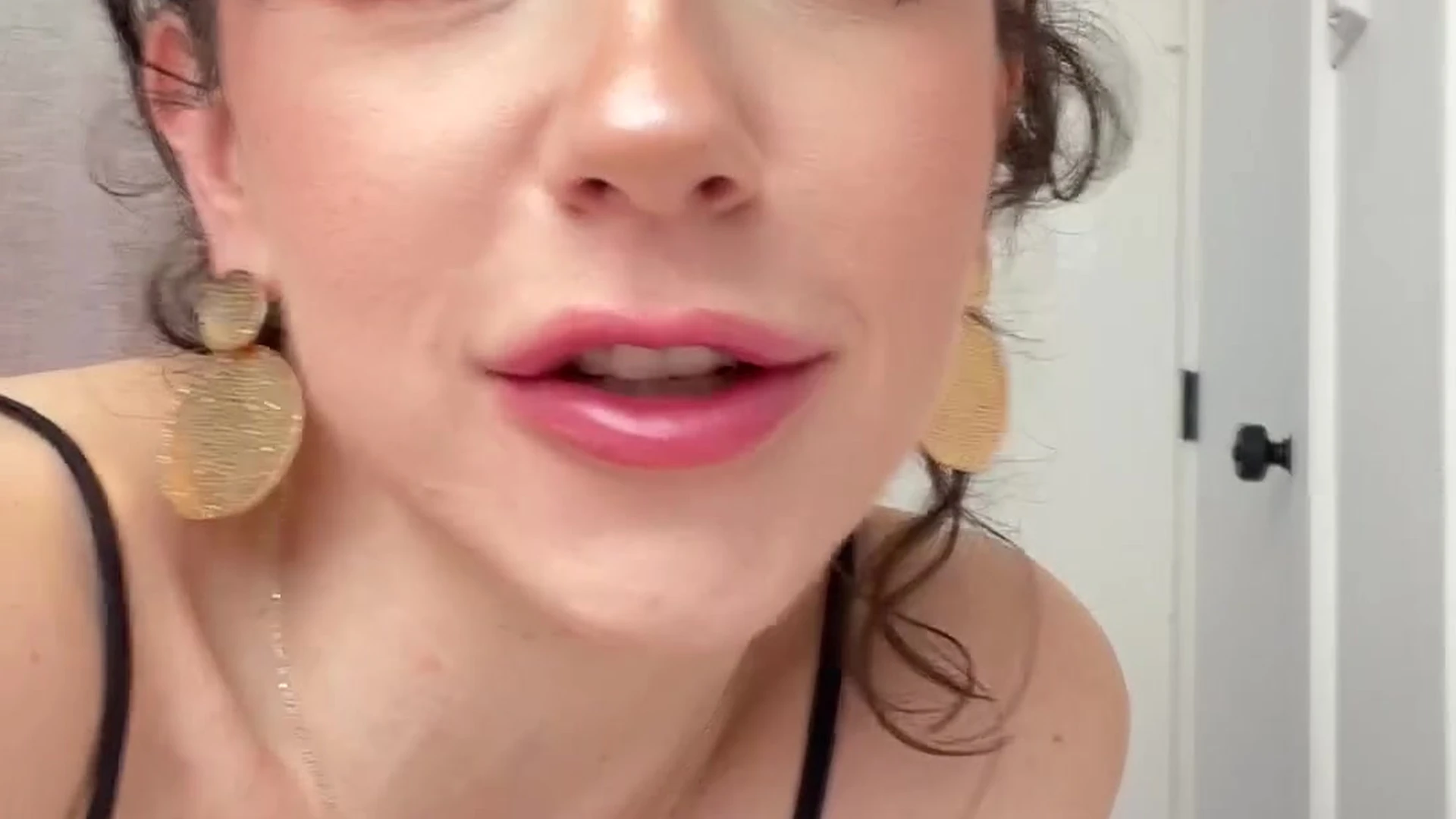 Epic cutie pie natural boobs Mama Fiona erome FullVID