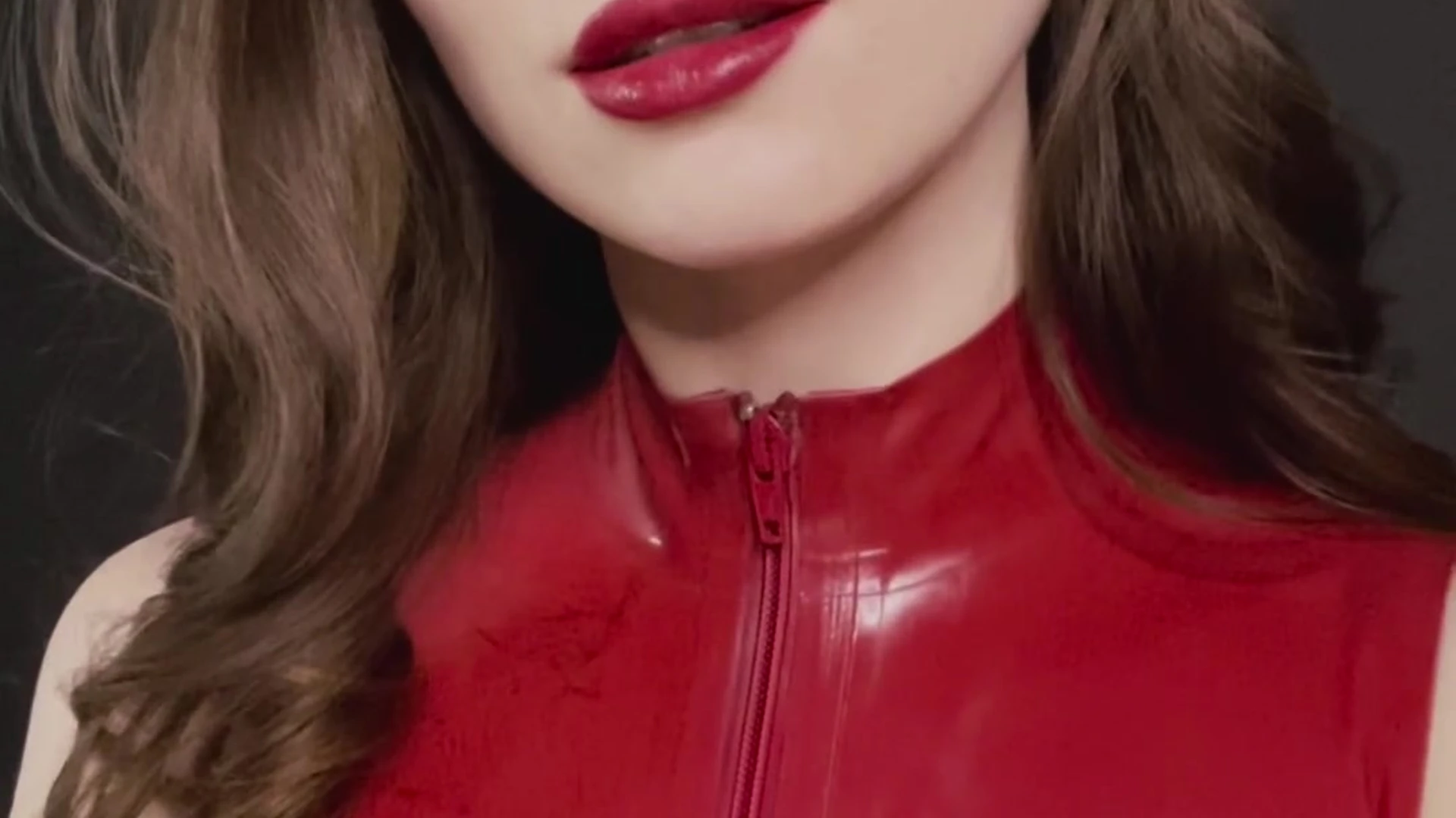 Devoted brunette Eva de Vil camrip Exposed