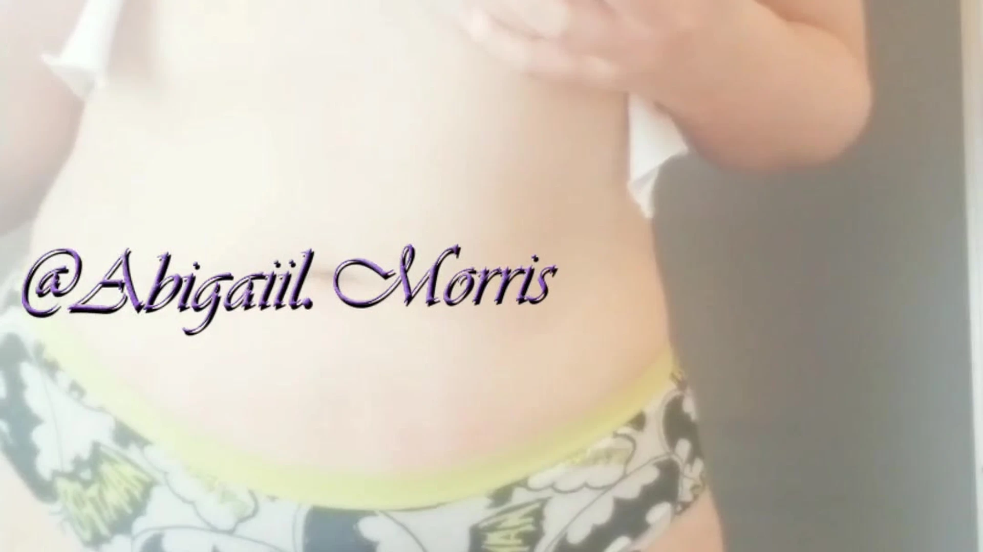 Epic hotie huge tits Abigaiil Morris nsfw Vid