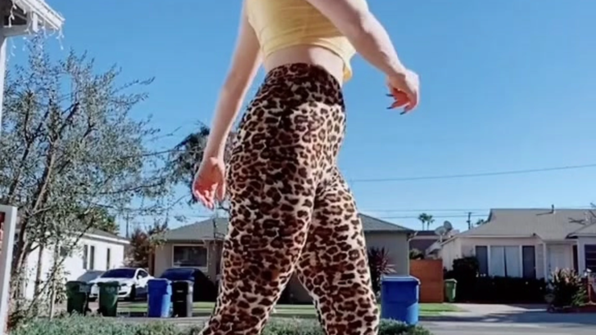 Babe natural boobs Mama Fiona porn Exposed