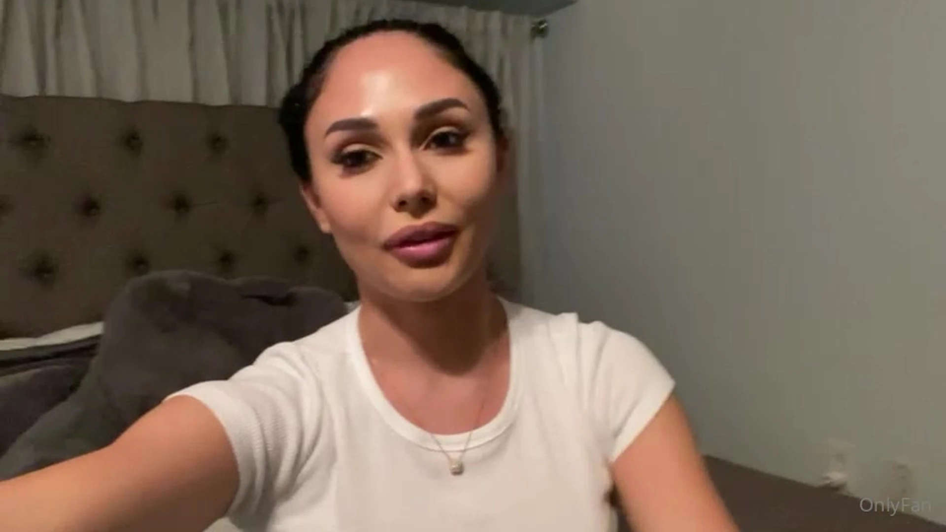 cumslut cute Ariana Marie masturbating Sensational