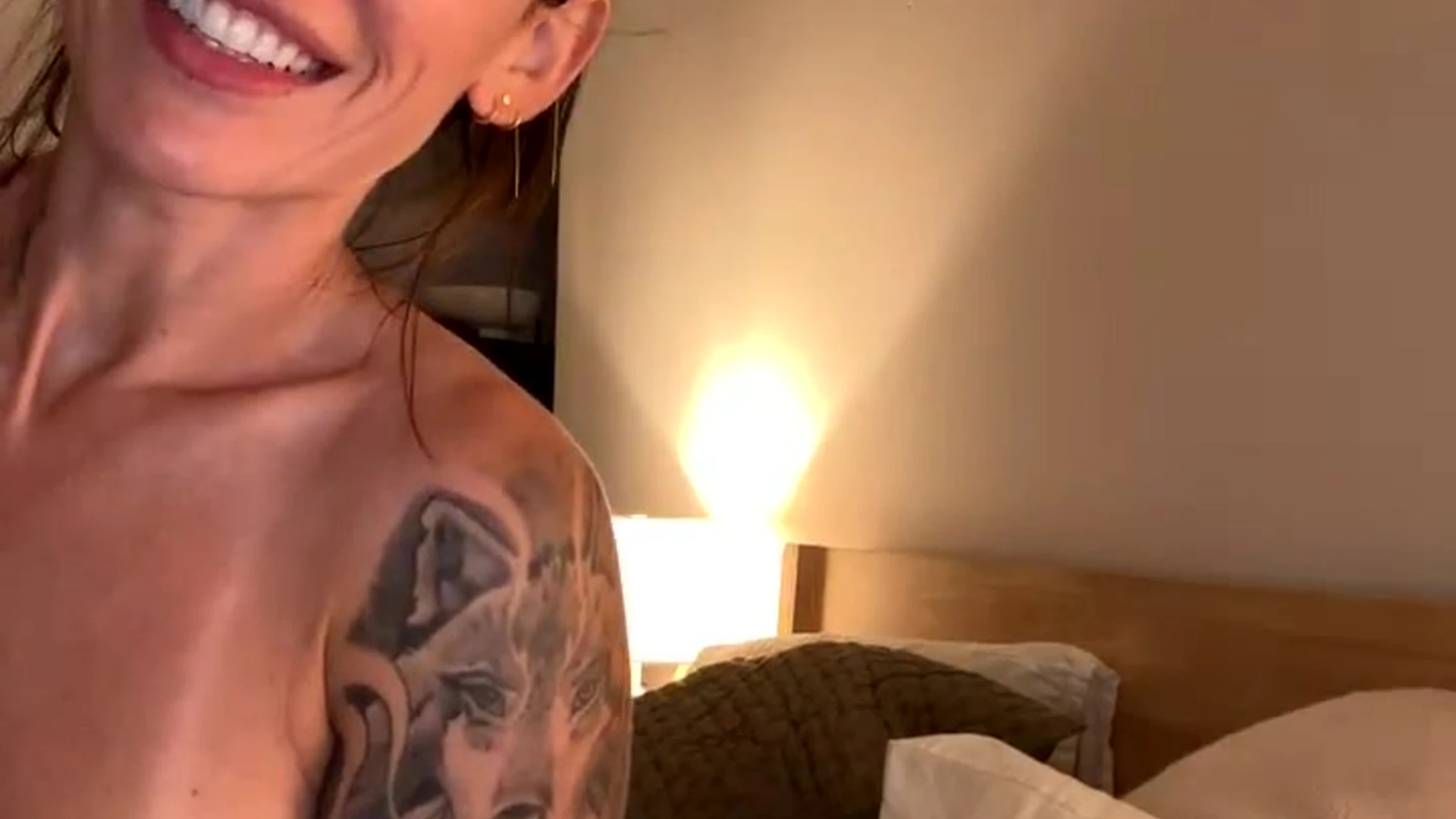 Exposed big tits Kayla Lauren Leaked