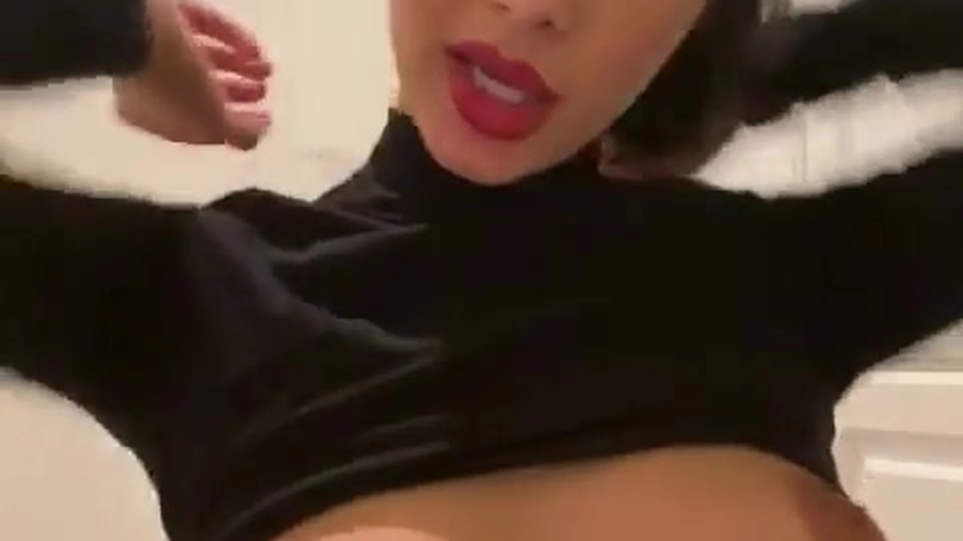 Exposed fuckdoll slim Gianna Dior nude tits