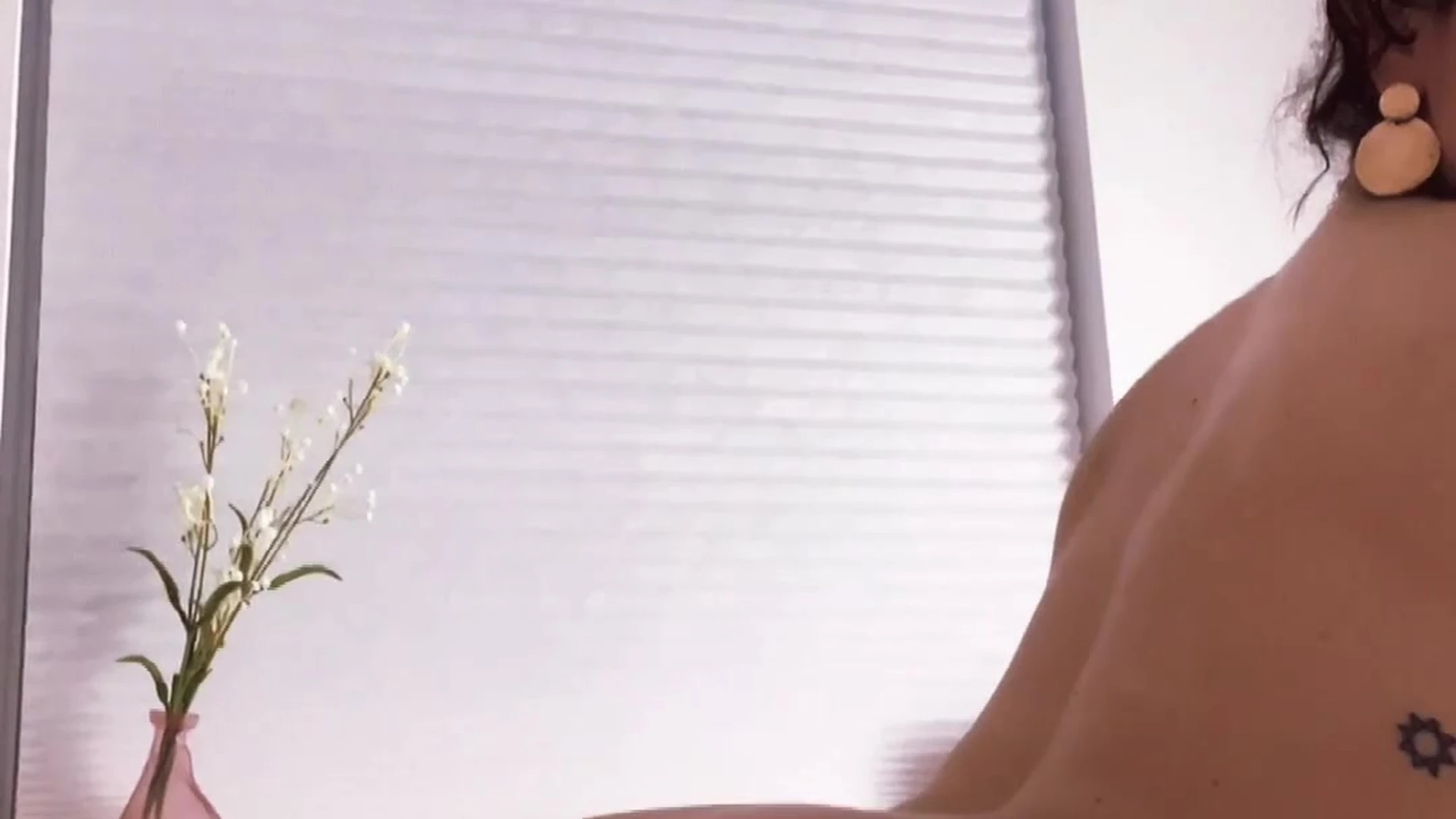 natural boobs Mama Fiona onlyfans nudes