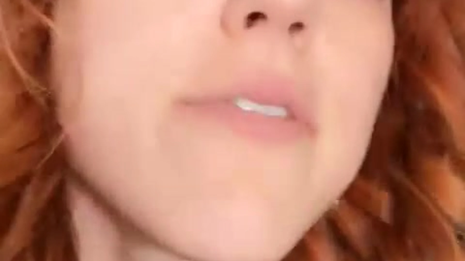 celeb wannabe sucking slim Molly Stewart nude