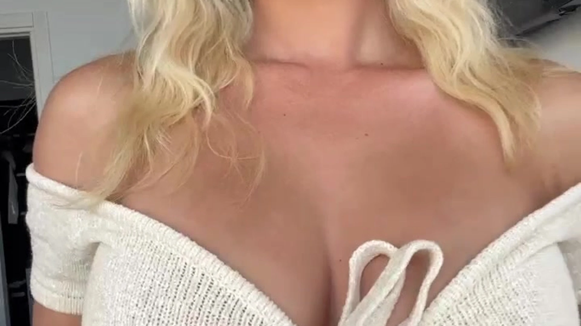 Exposed slutty bitch big tits kt Lordahl nsfw