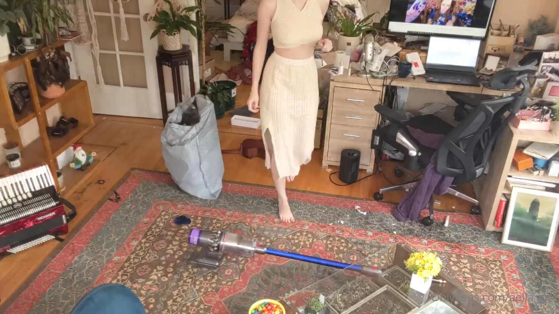 fuckdoll Sweating boobies aella girl nudes