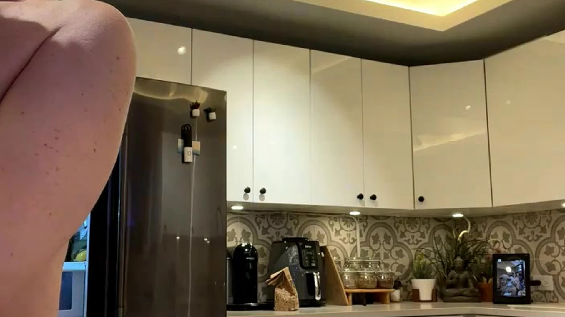 Sensational attractive natural boobs Mama Fiona naked pics Full Movie