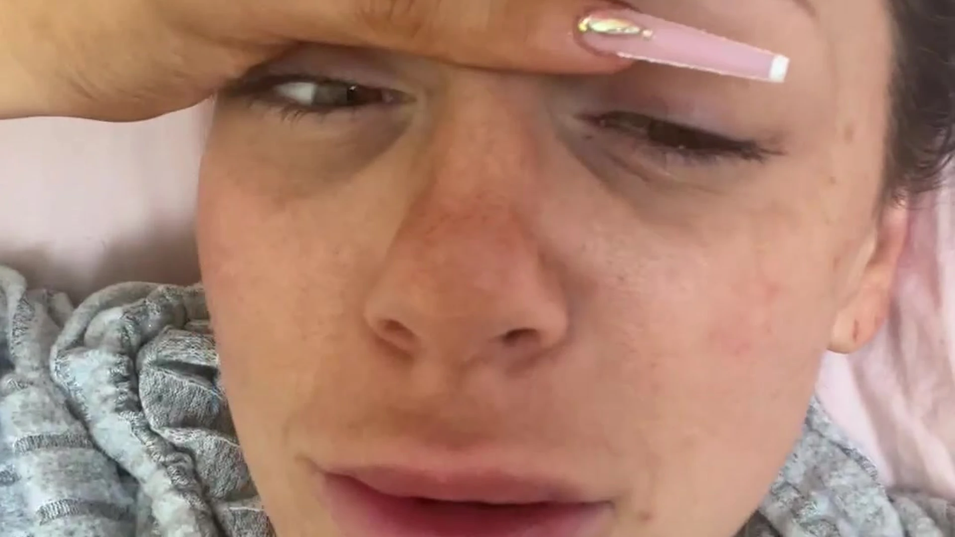 Sensational cutie pie petite Mama Fiona nude EXPOSED