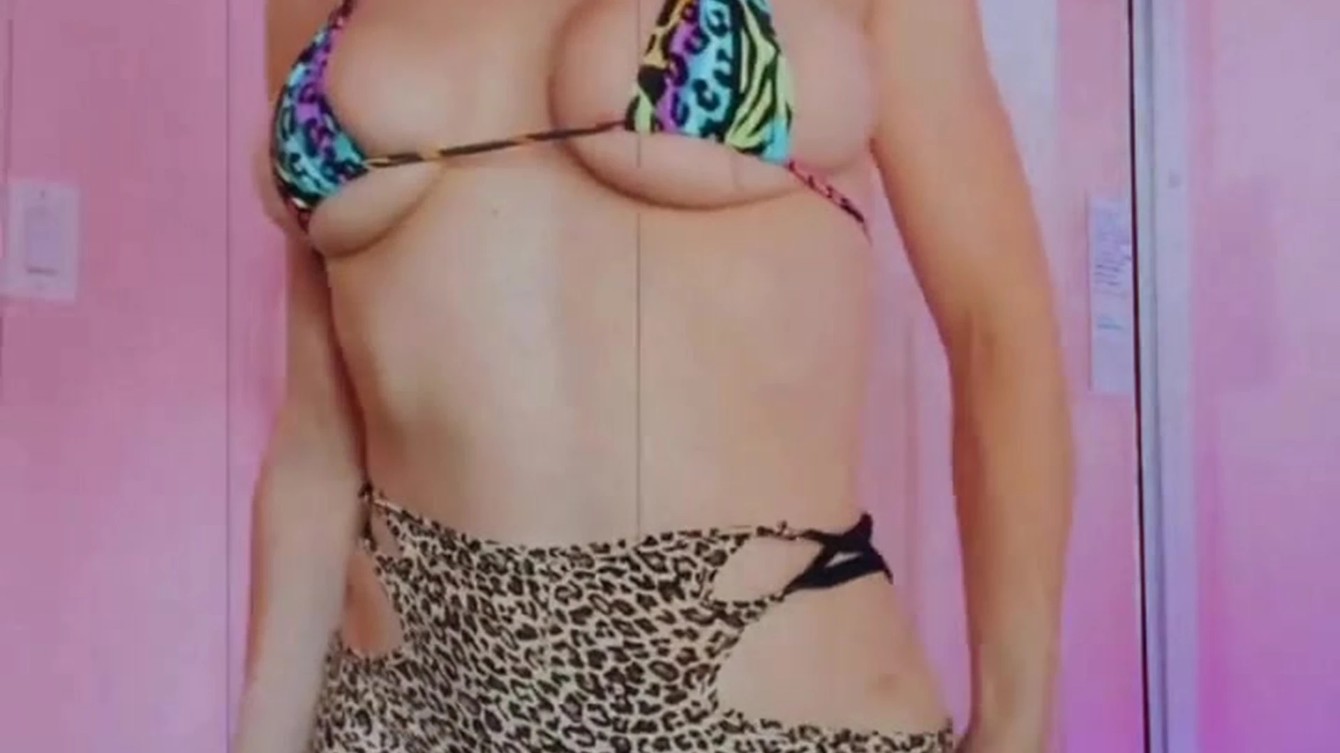 Sensational slutty Mama Fiona sex