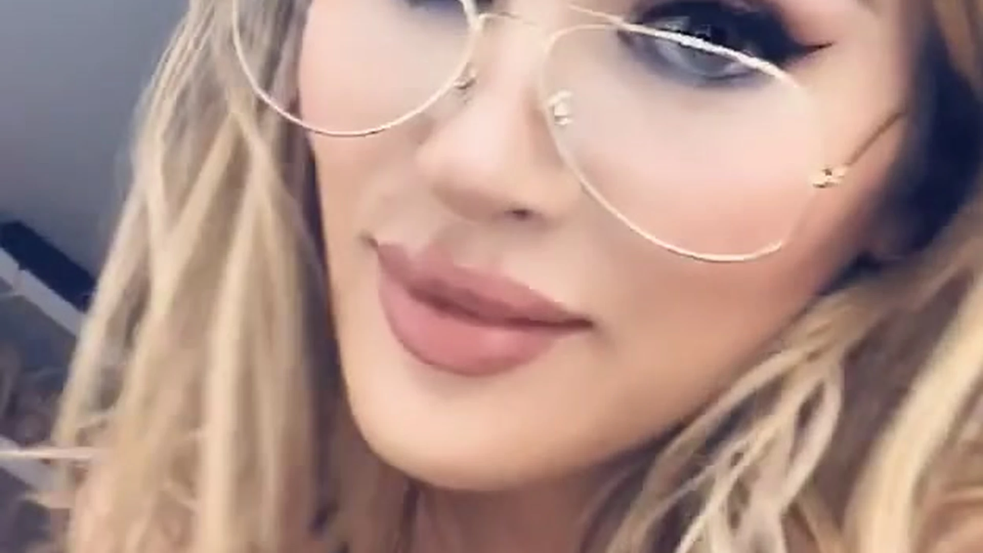 teen Dripping caucasian Molly Eskam fapello