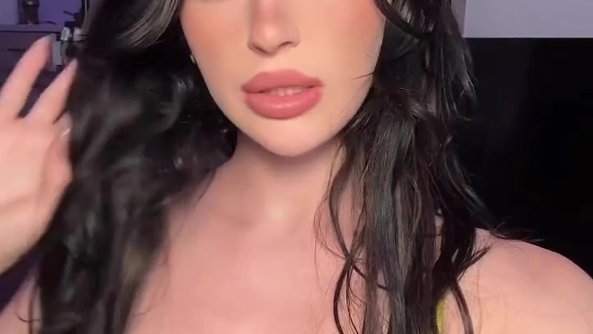 slut sucking natural tetten queenpussybossv pic porn