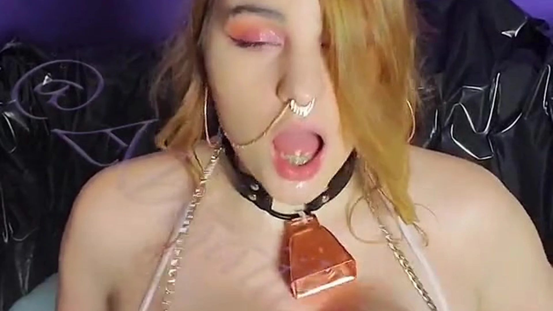 Ambitious  huge tits Abigaiil Morris leaked tits pic